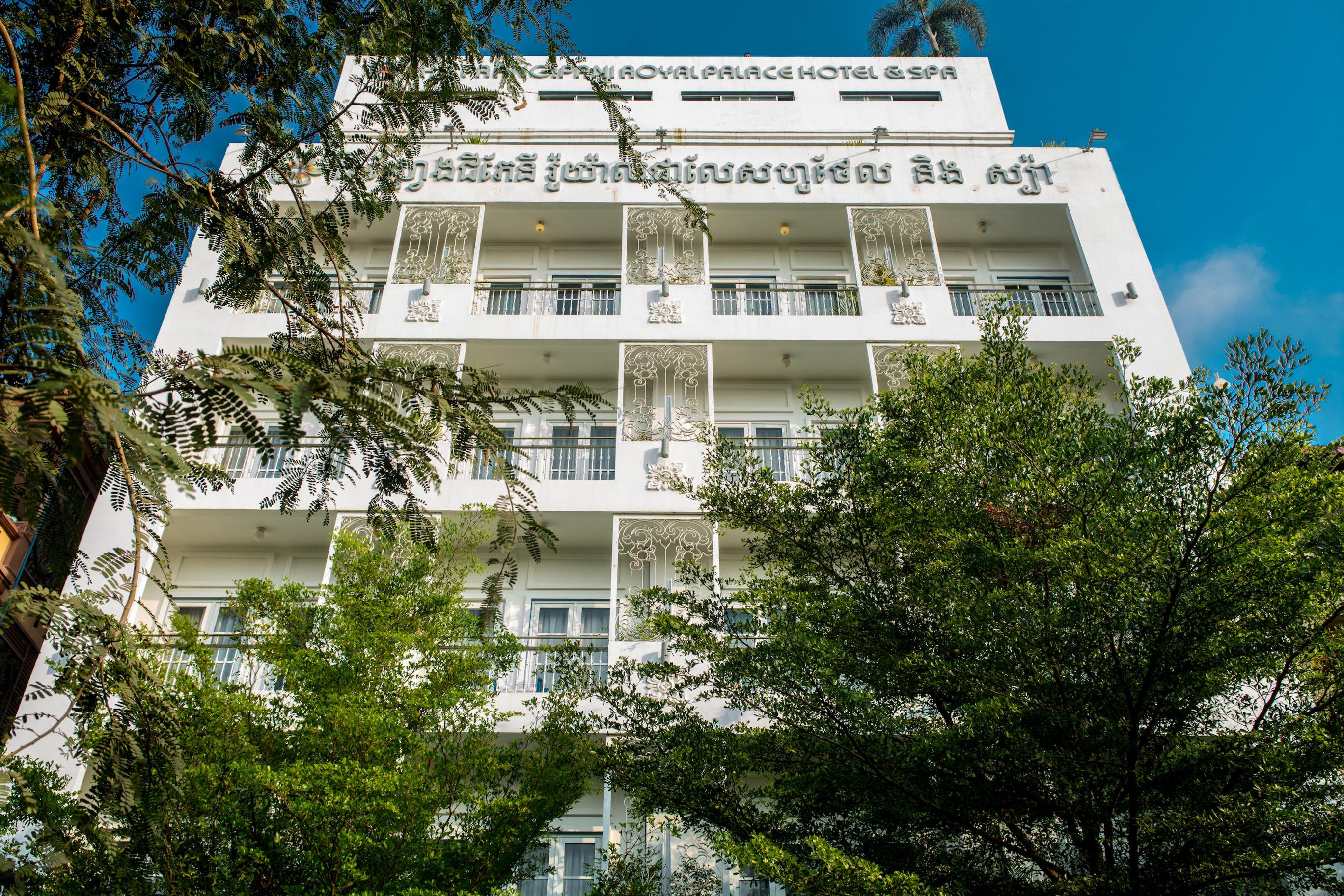 The Frangipani Royal Palace Hotel Phnom Penh Exterior photo