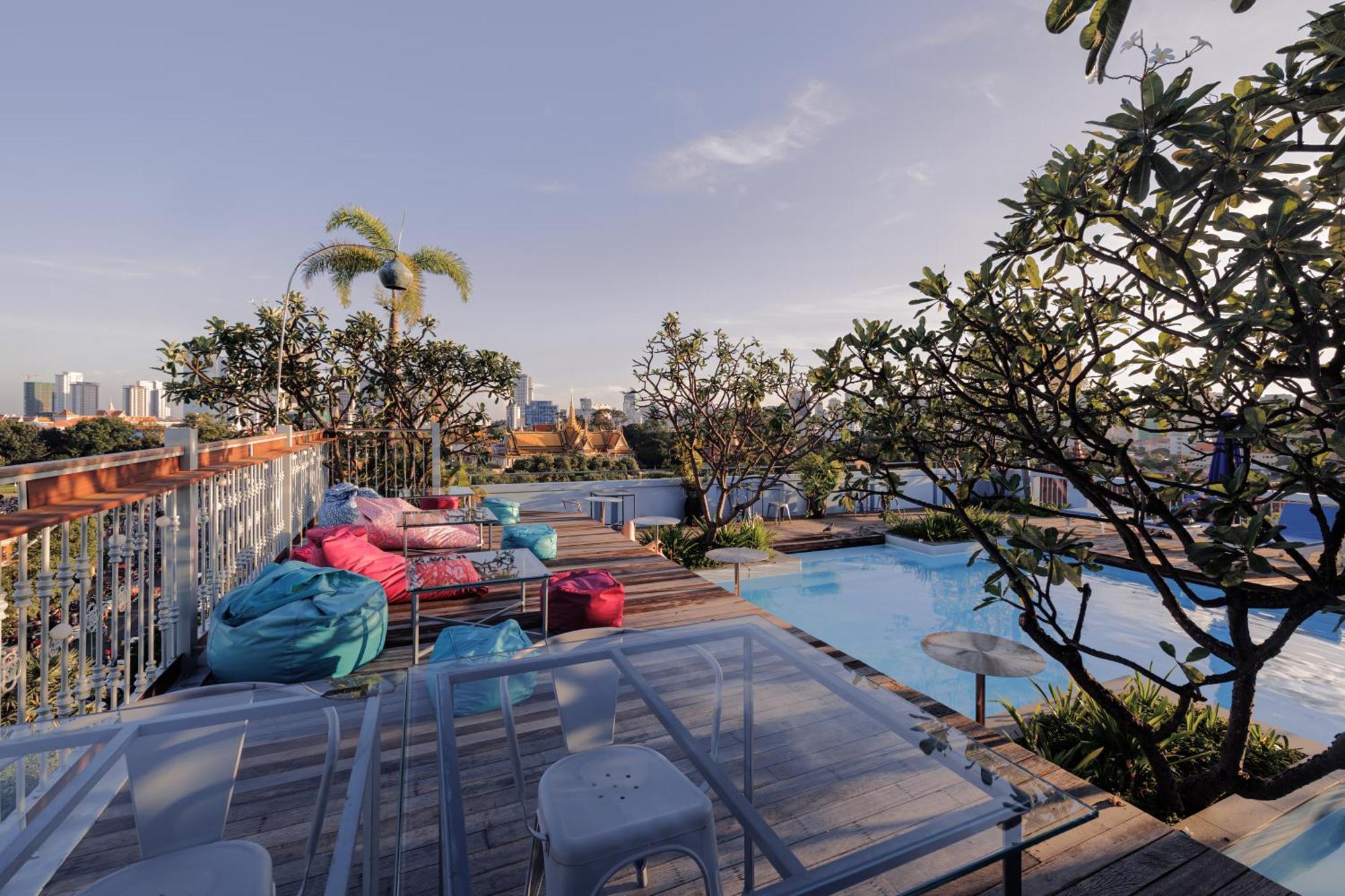 The Frangipani Royal Palace Hotel Phnom Penh Exterior photo